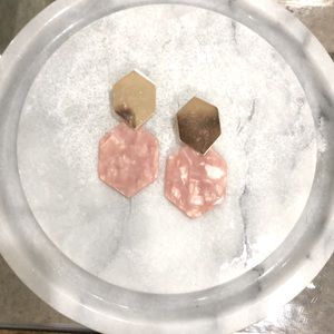 5/$25 Gold & Pink Hexagon Earrings